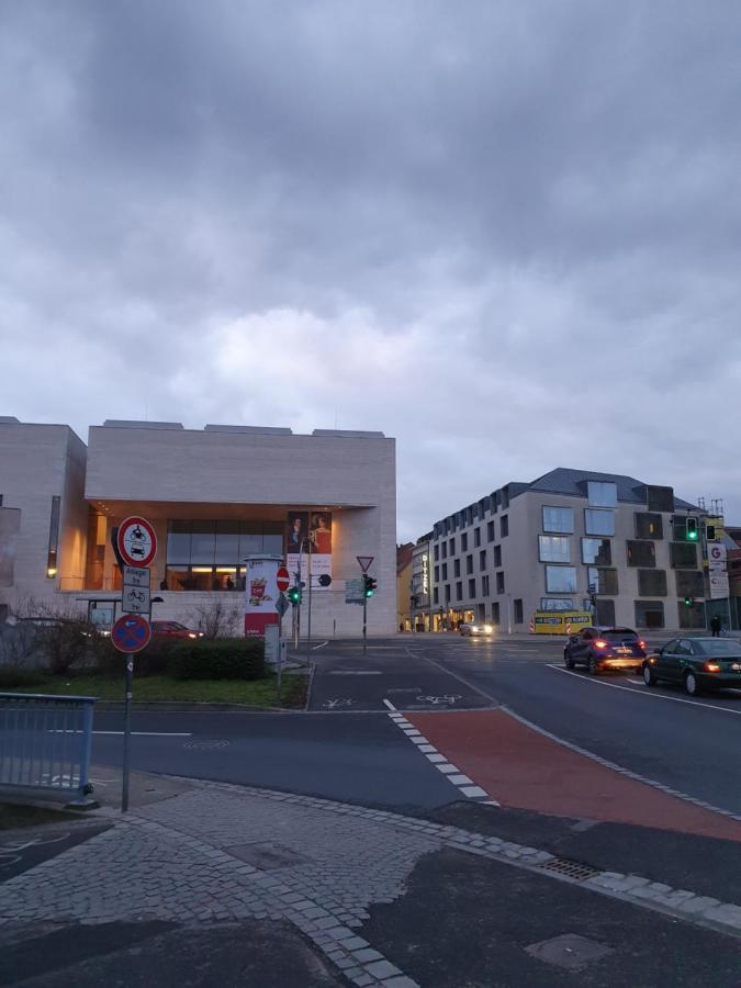Penthouse "Marc Aurel" - Greatview, Wifi & Netflix Appartement Schweinfurt Buitenkant foto